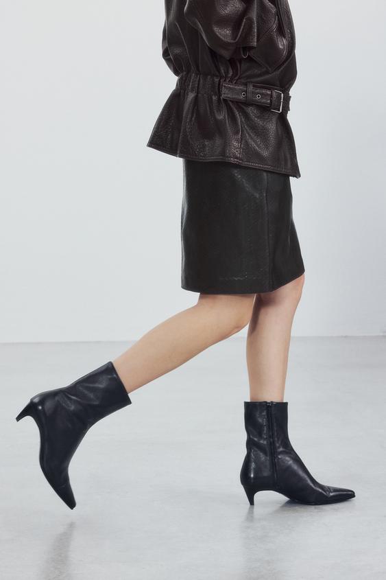 Zara LEATHER KITTEN ANKLE BOOTS - Black - Image 0