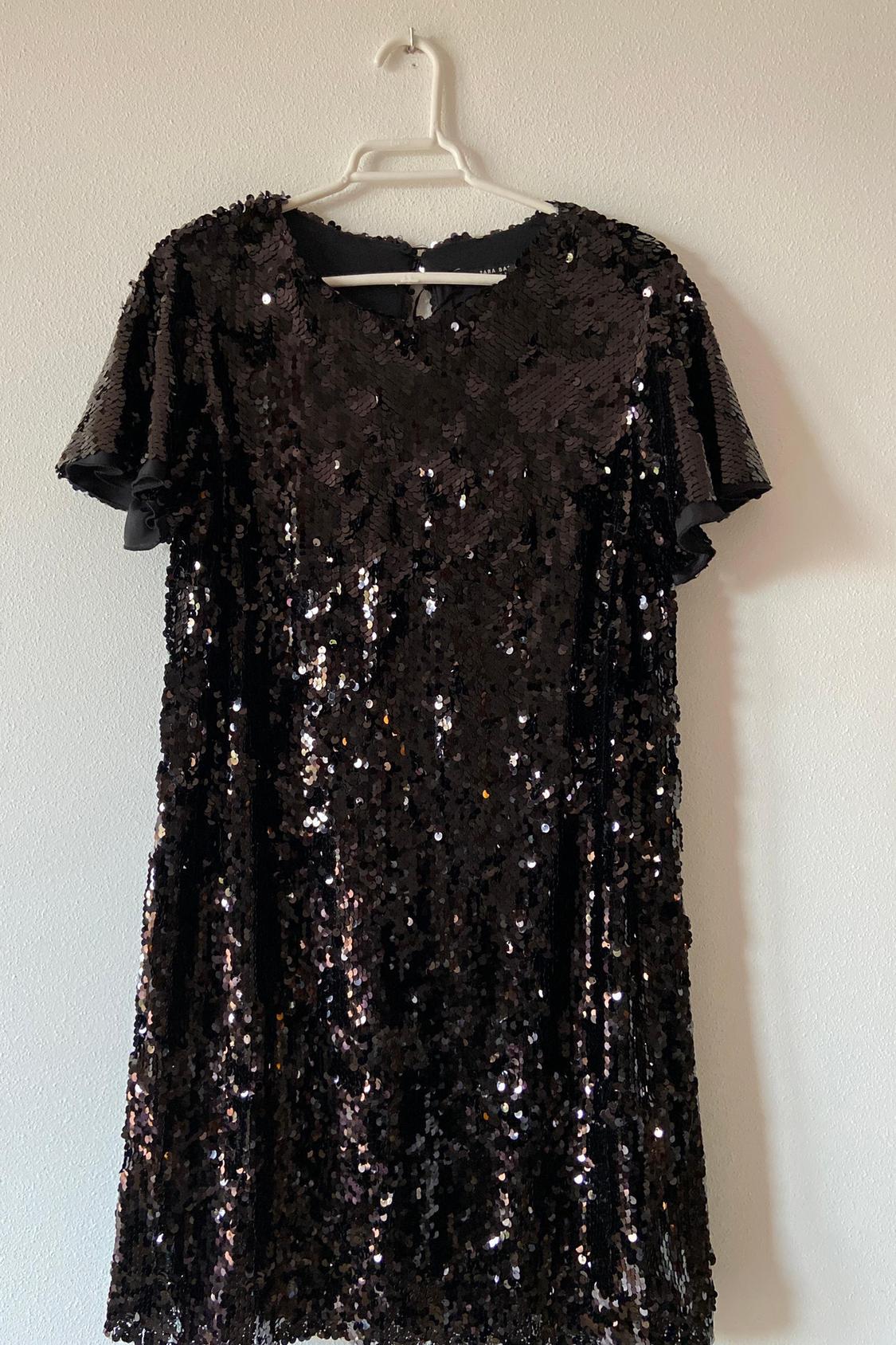 SHORT SEQUIN DRESS