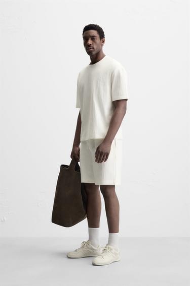 BERMUDA JOGGING STRUCTURÉ - Blanc cassé de Zara - Image 3