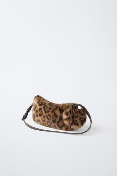 ANIMAL PRINT CHARM SHOULDER BAG — Brown 2
