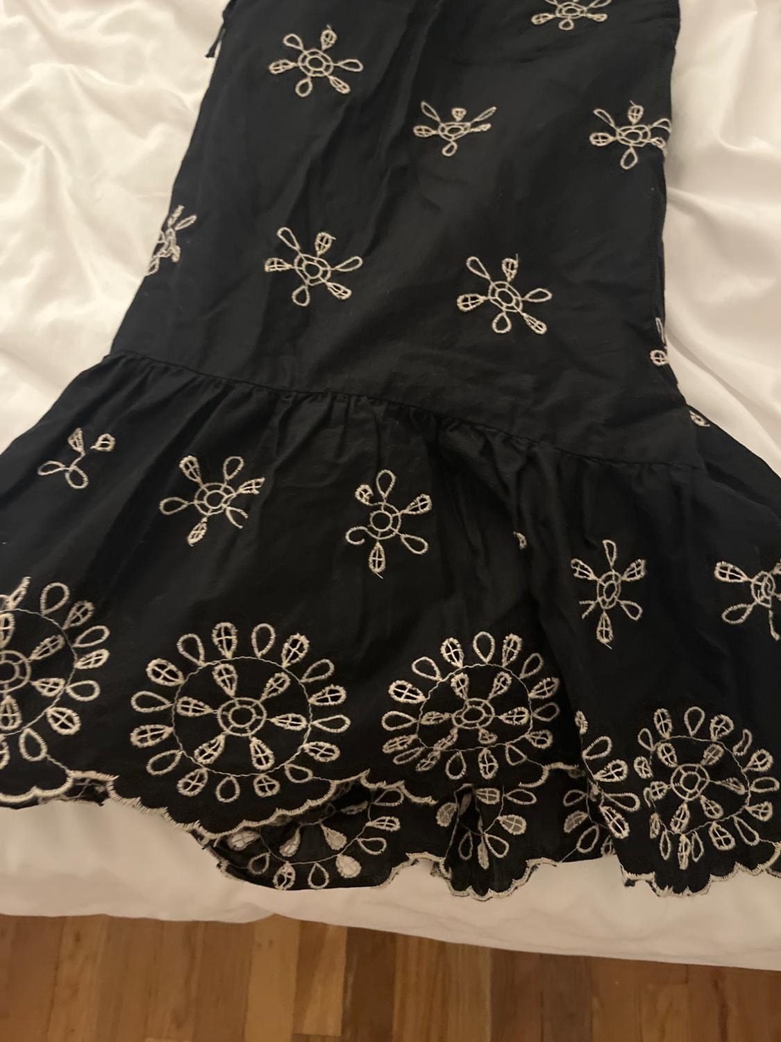 VESTIDO BORDADOS COMBINADOS - Image 3