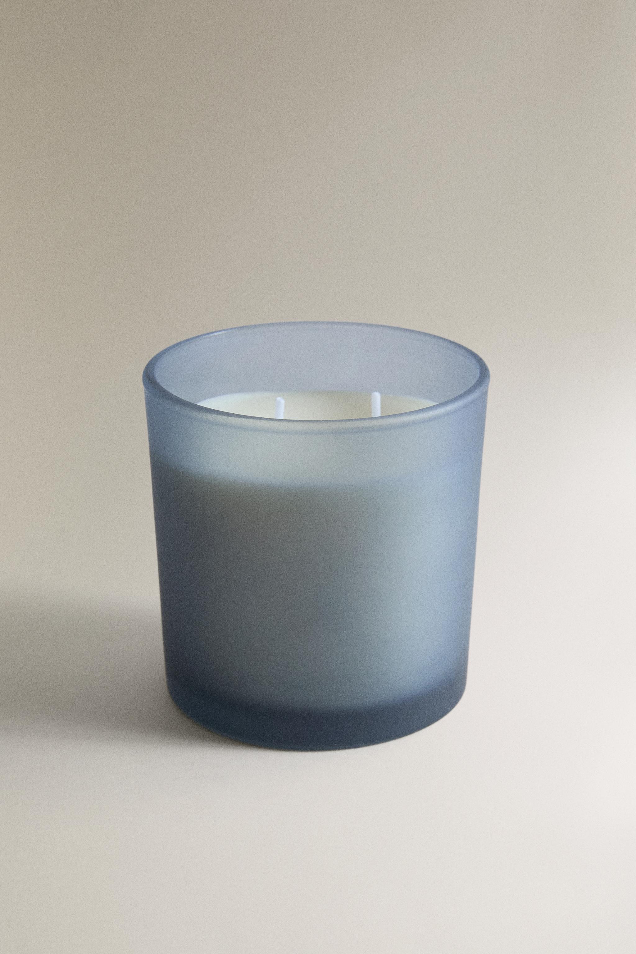 (350 G) AQUA BERGAMOTA SCENTED CANDLE — Pastel green