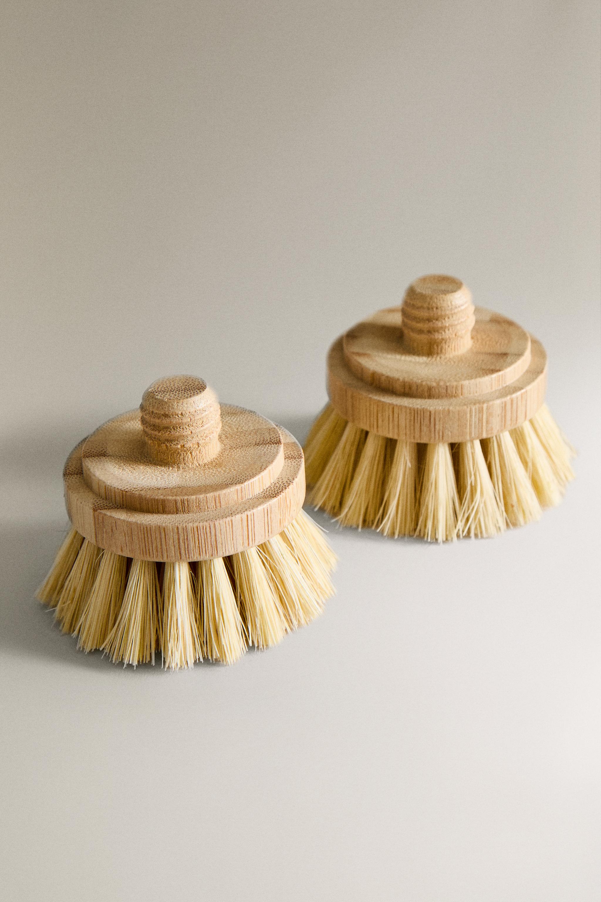 SPARE BRISTLES (SET OF 2) — Light beige