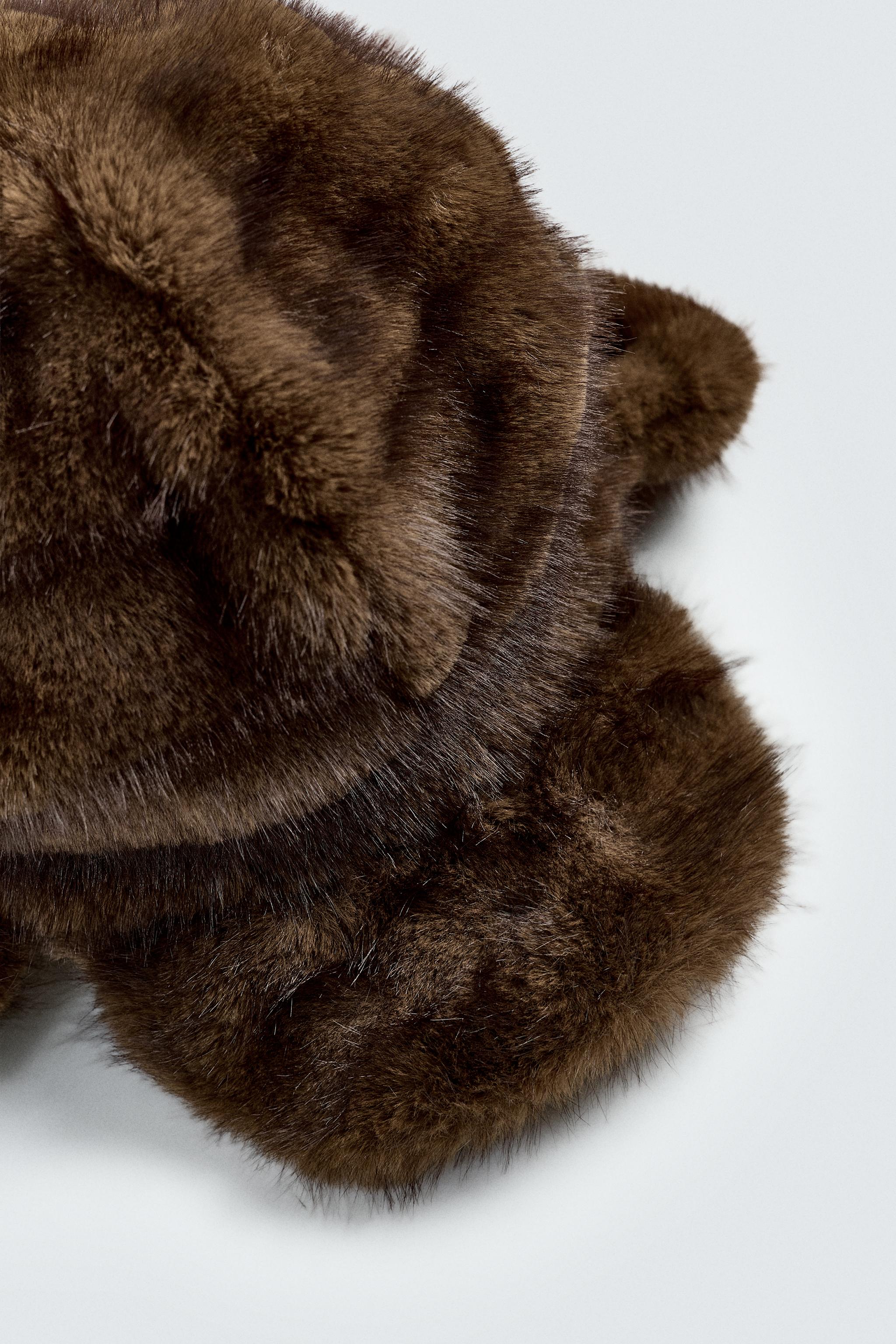 ZARA Disney グーフィー耳付きニット帽 HARRY LAMBERT グーフィー耳付きニット帽 HARRY LAMBERT FOR ZARA X DISNEY (ZARA