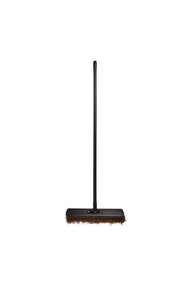 GARDEN BROOM WITH WOODEN HANDLE - Dark brown by Zara