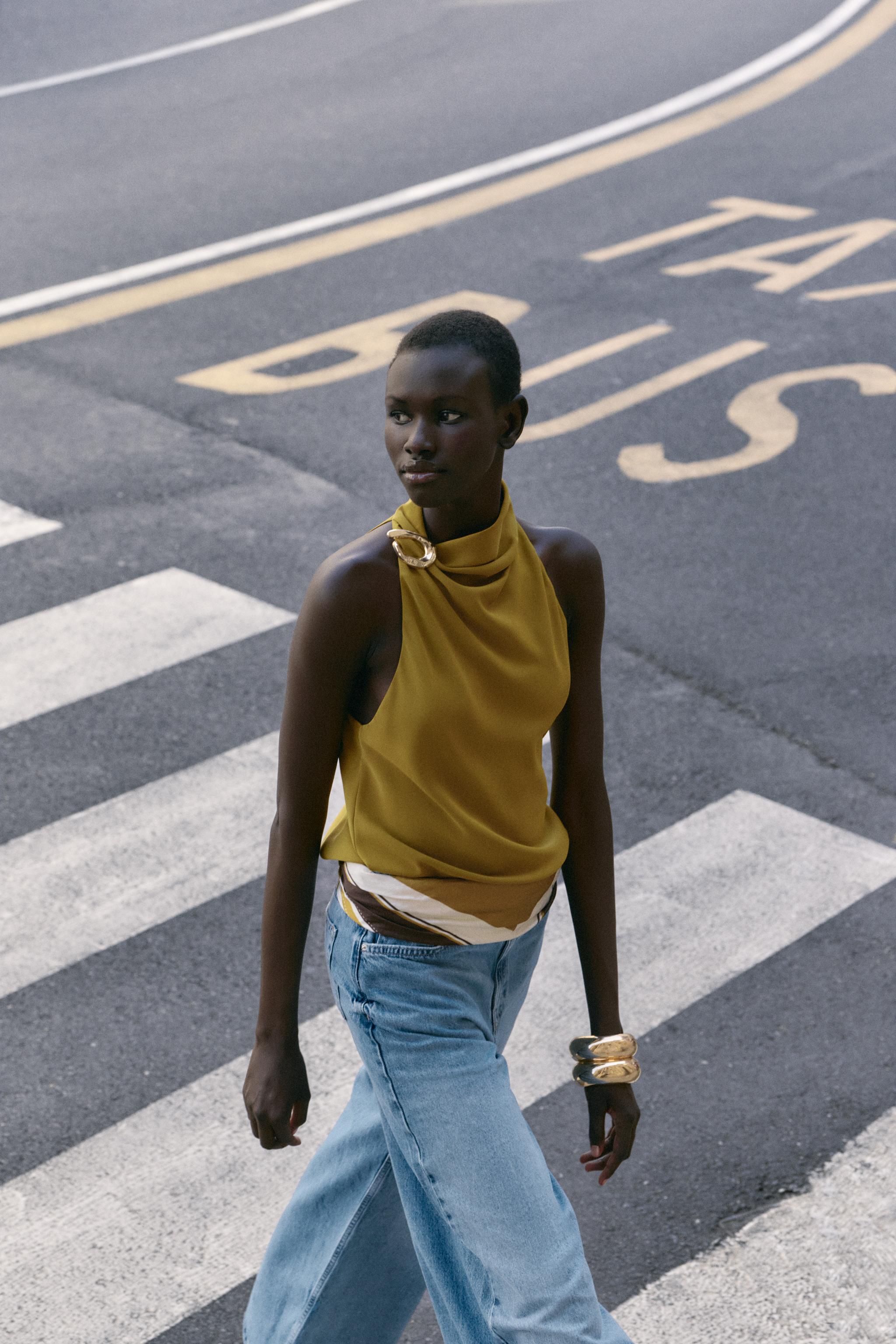 HARDWARE HALTER TOP - Olive green | ZARA United States