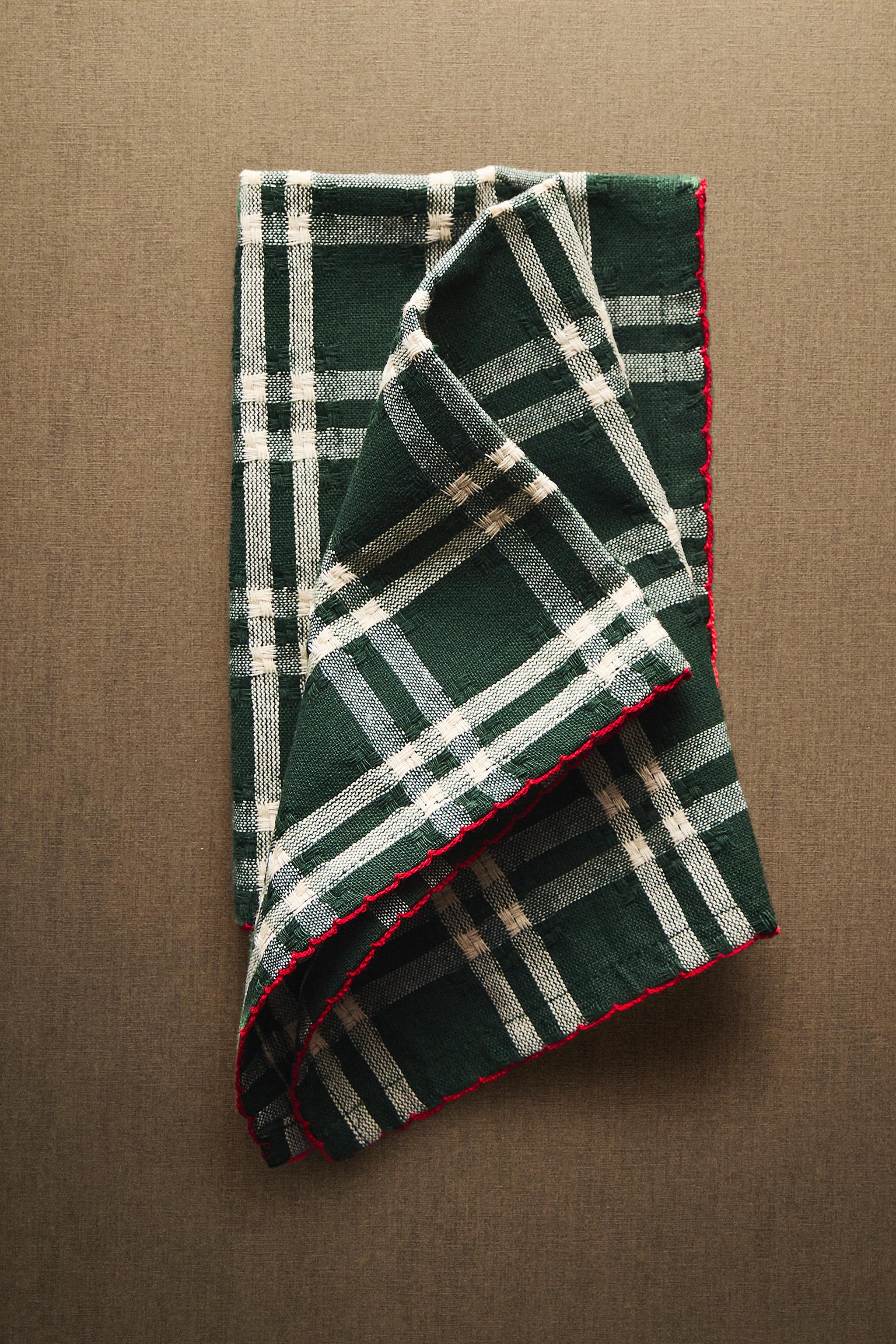 SET OF COLORED CHRISTMAS NAPKINS (SET OF 2)