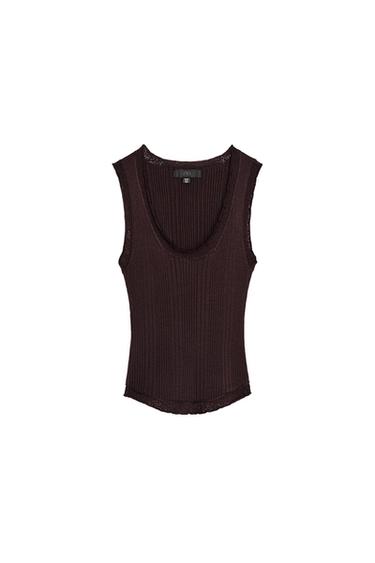 RIBBED KNIT TOP