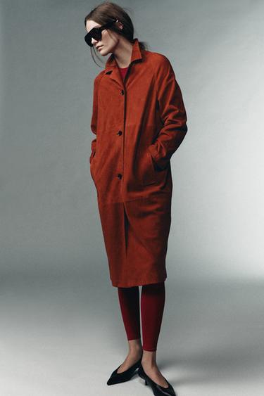 MANTEAU EN CUIR DAIM 100% ÉDITION LIMITÉE - Rouge de Zara - Image 4