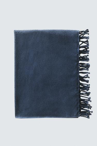 FRINGED COTTON BEACH TOWEL - Mid-blue by Zara