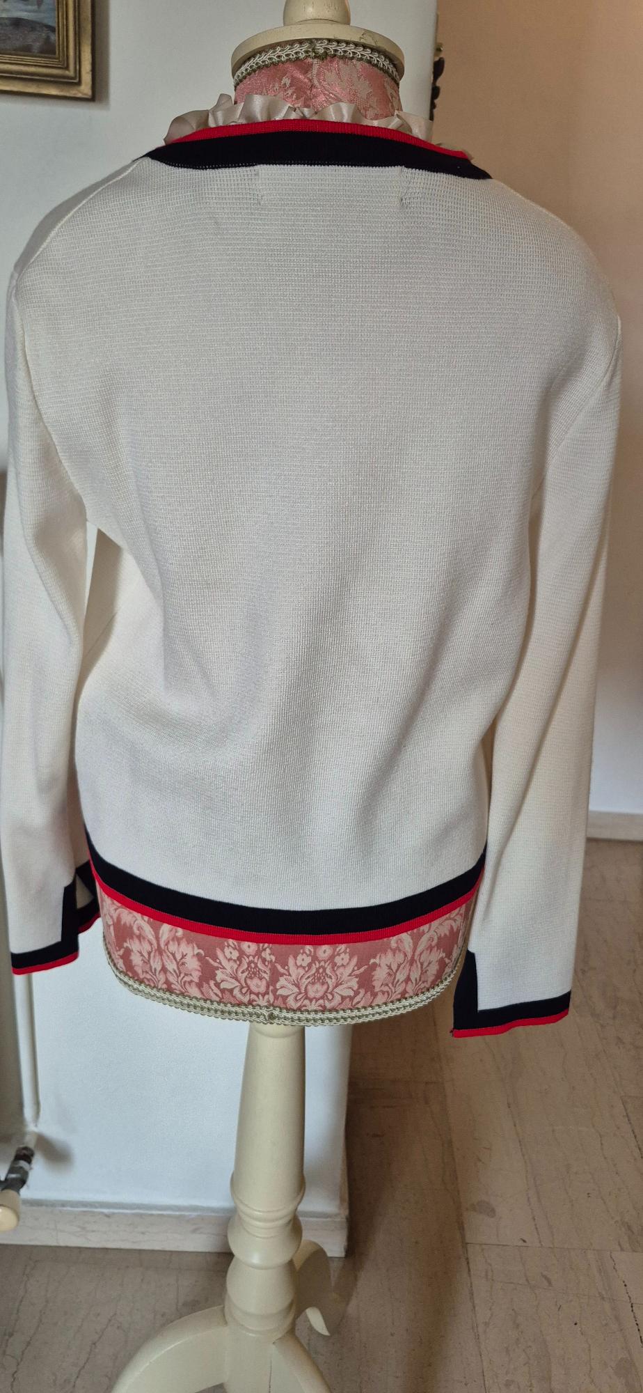 CARDIGAN WITH CONTRASTING PEARL BEADS - Image 2
