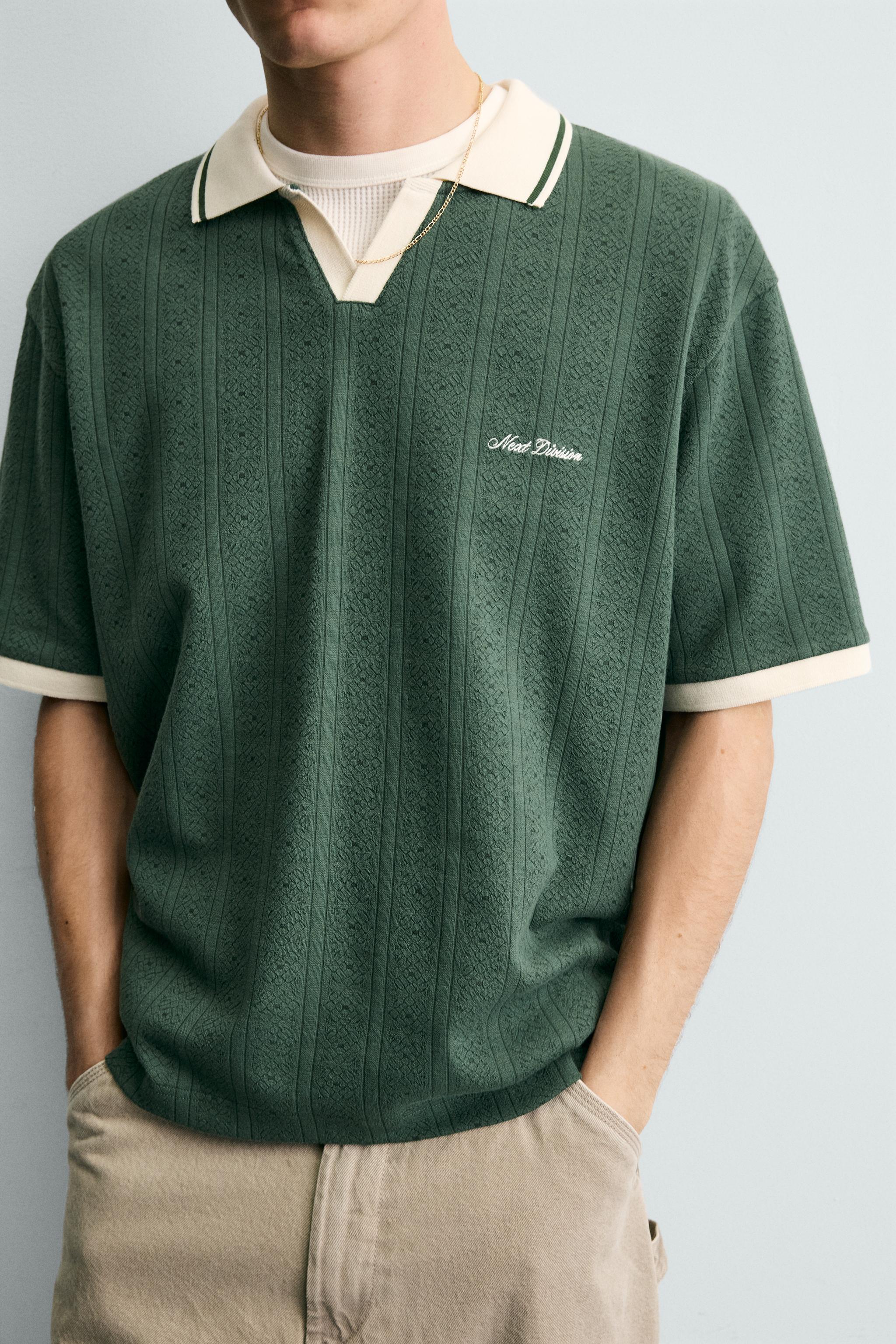 EMBROIDERED VERTICAL JACQUARD POLO