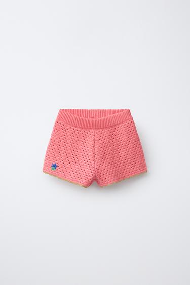 EMBROIDERED CROCHET KNIT BERMUDA SHORTS - Coral by Zara