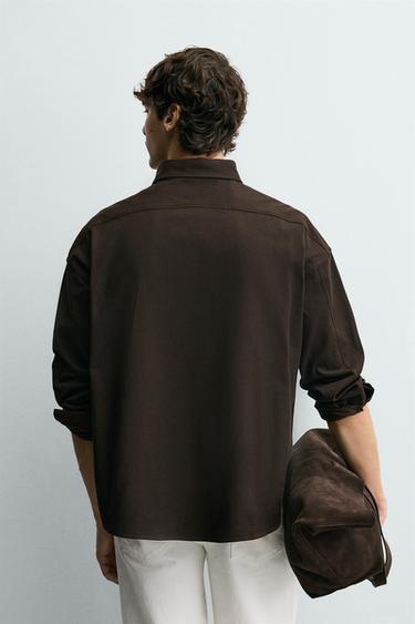 CHEMISE FLUIDE COUPE DÉCONTRACTÉE - Marron foncé de Zara - Image 2
