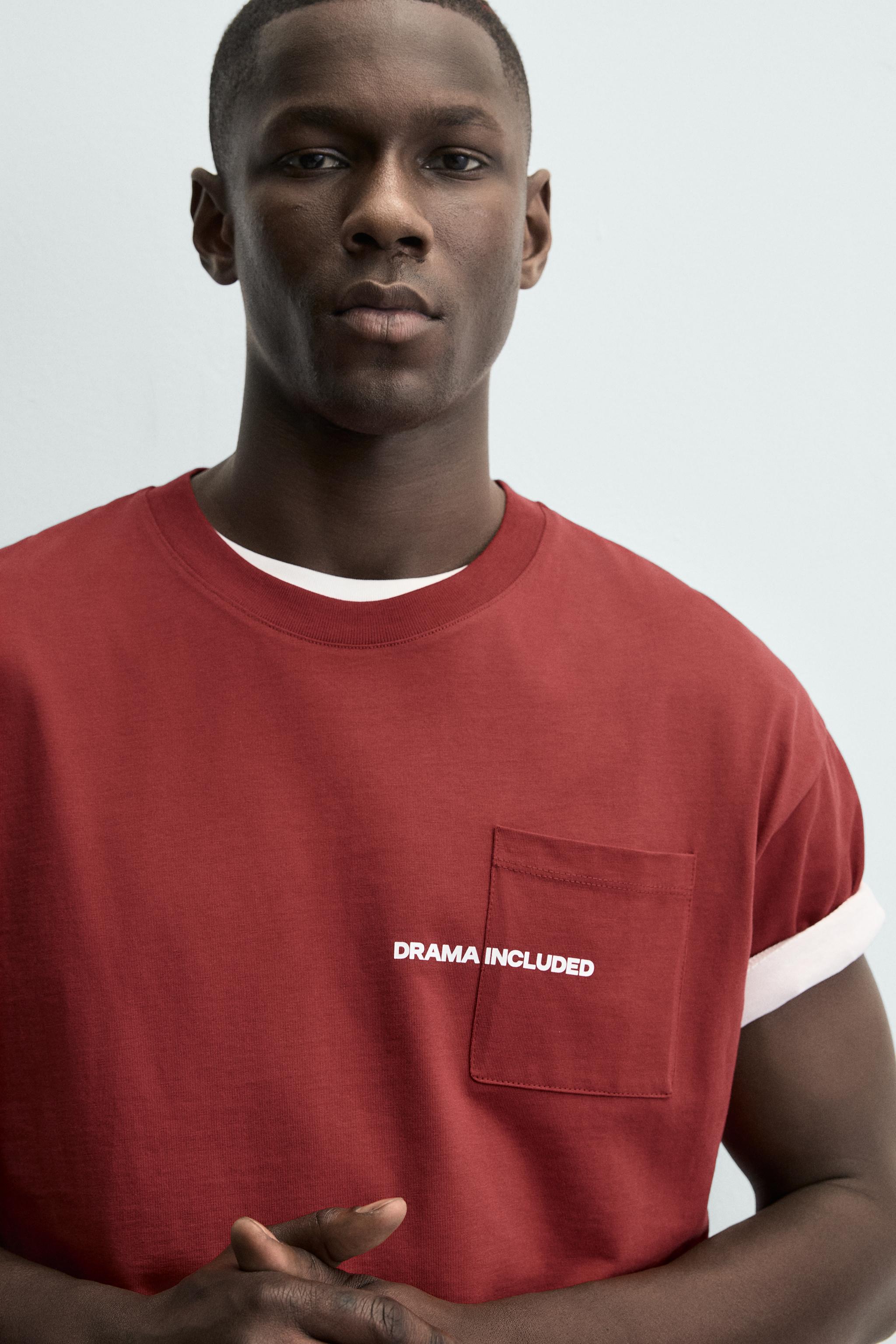 PRINTED TEXT POCKET T-SHIRT