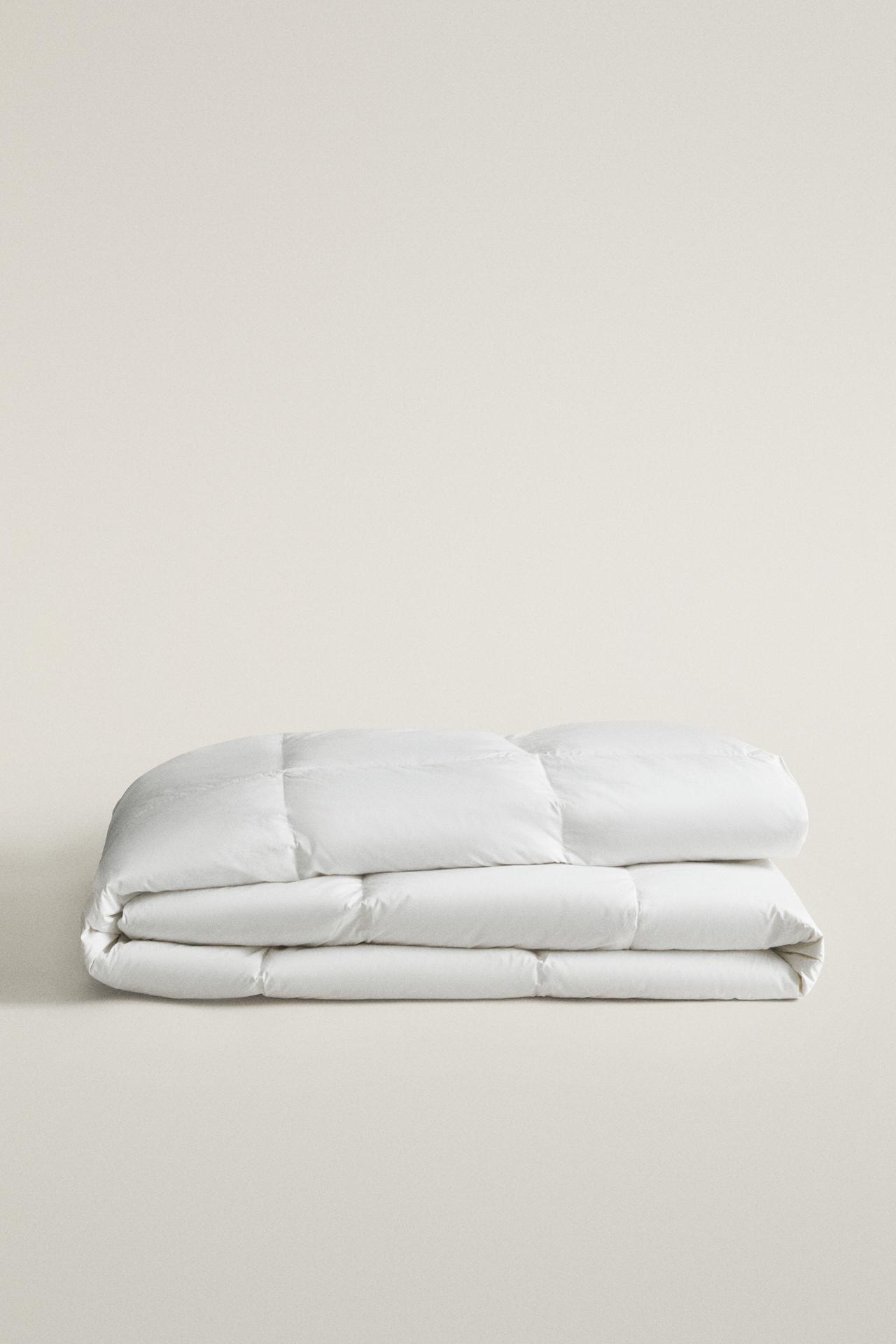 FEATHER AND DOWN DUVET (300 GXM²) — White