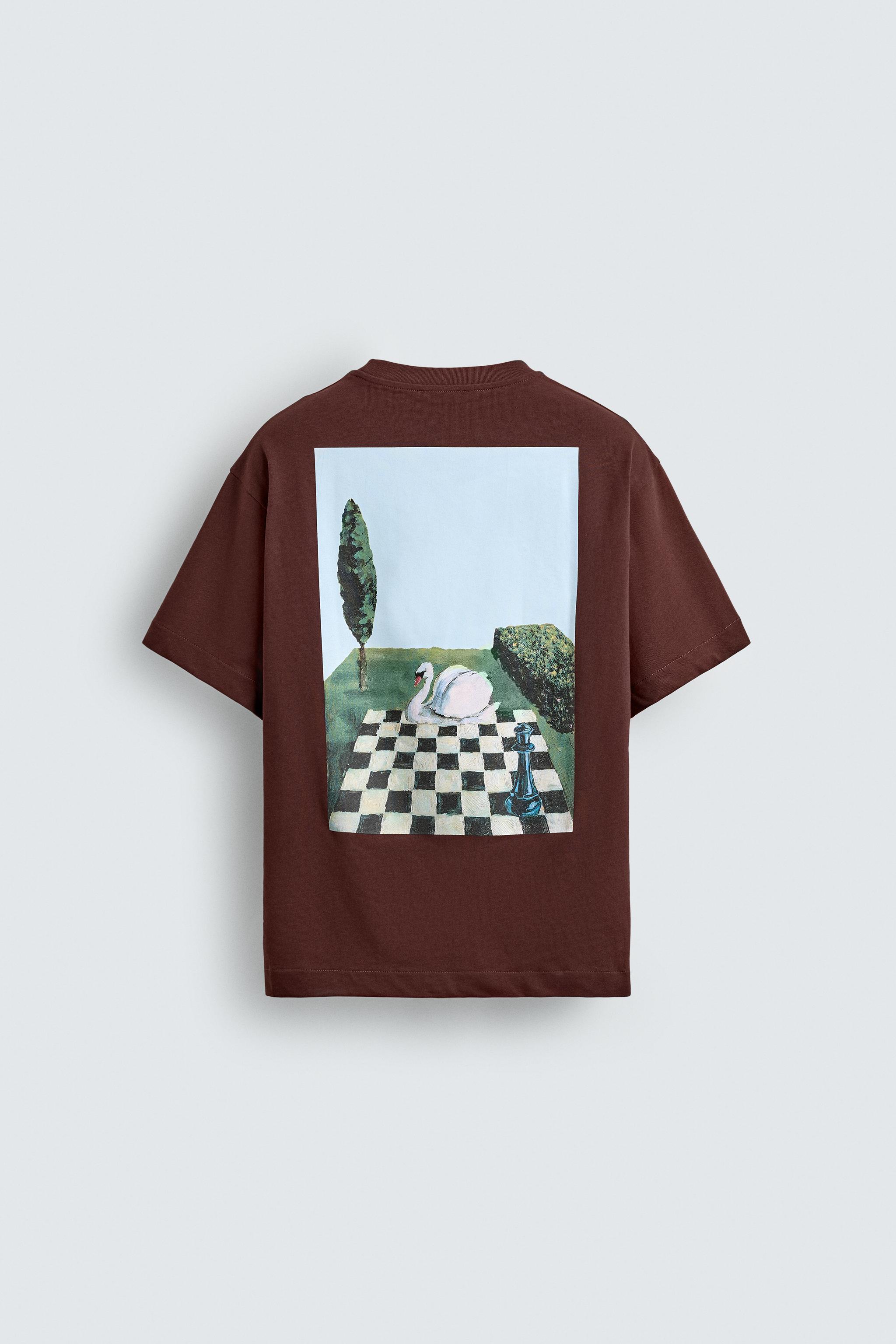 RELAXED FIT SQUARED GRAPHIC T-SHIRT