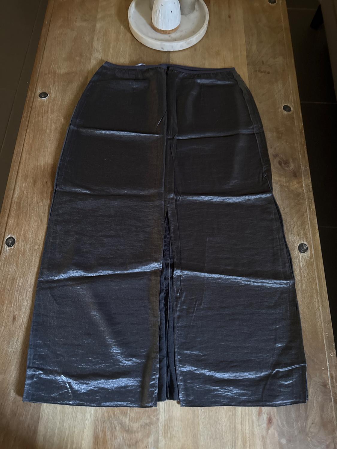 IRIDESCENT MIDI SKIRT - Image 2