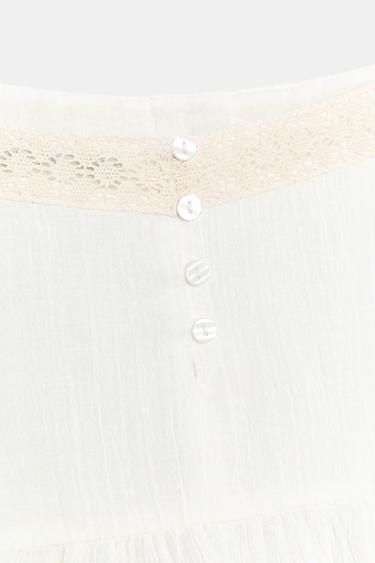 TOP EN GAZE À BRETELLES BRODÉES - Écru de Zara - Image 6