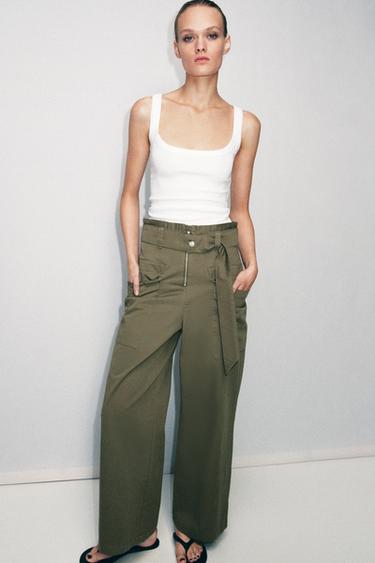 PANTALÓN PAPERBAG CARGO CINTURÓN - Khaki de Zara