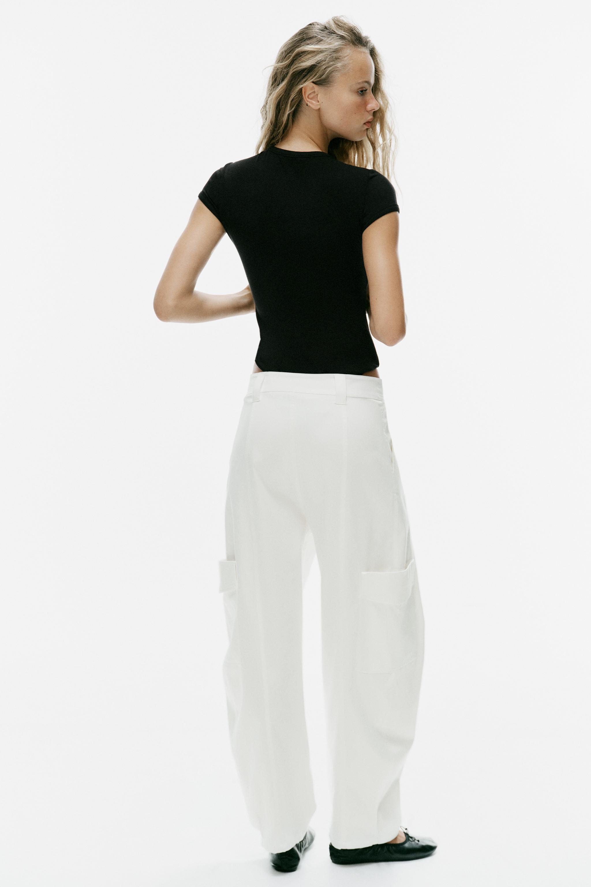 SHORT-SLEEVE BODYSUIT