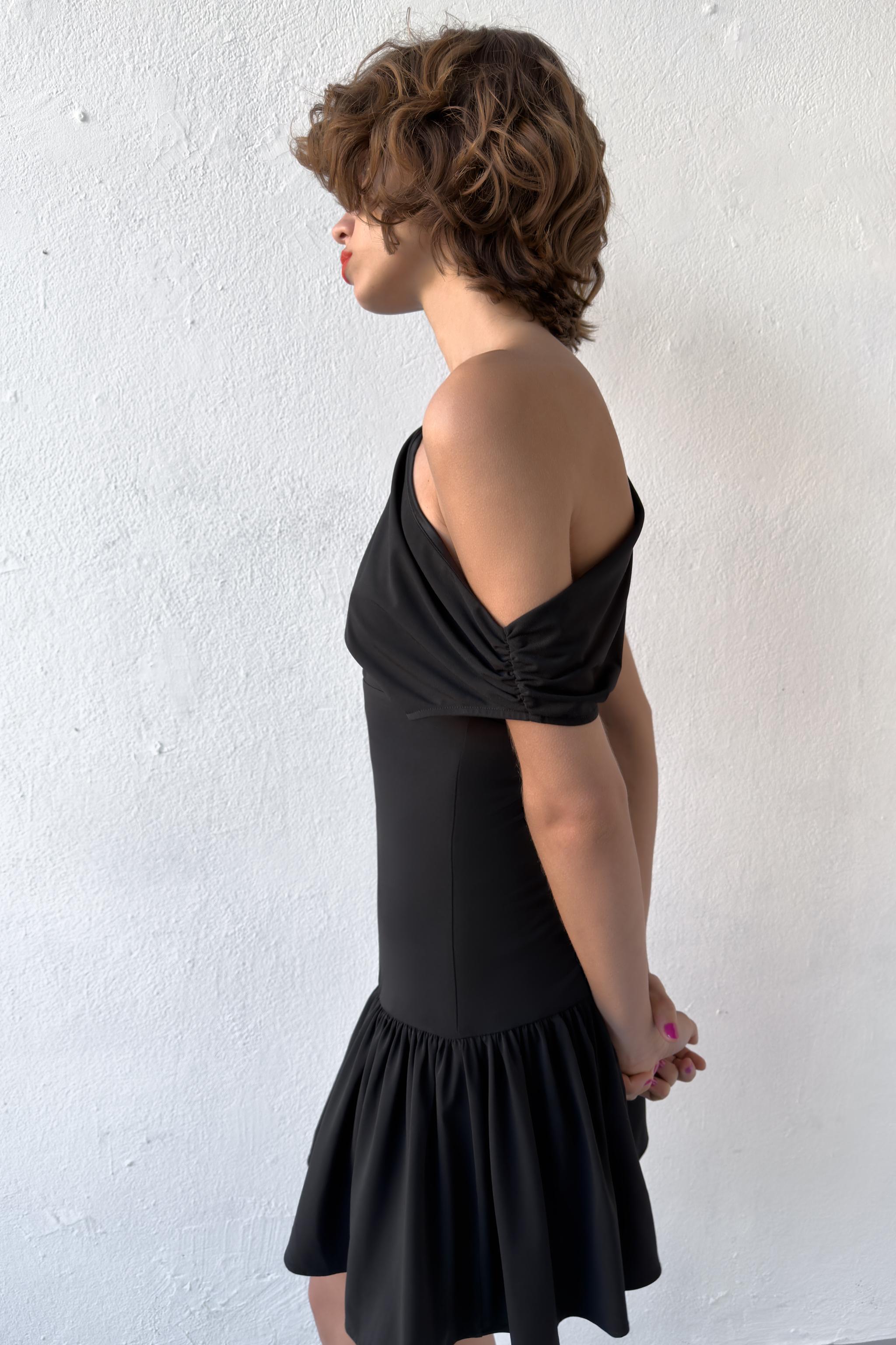 zara asymmetric hem dress Plus Size Satin Wedding Dress Sentea with Front Slit Black / US 20 main image 0