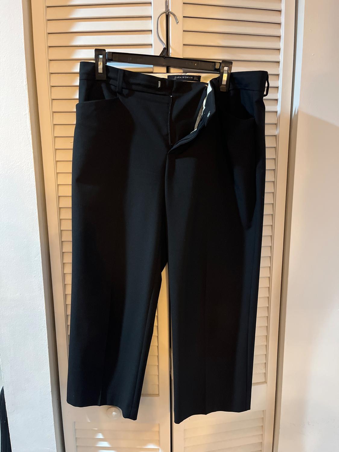 BLACK PANTS