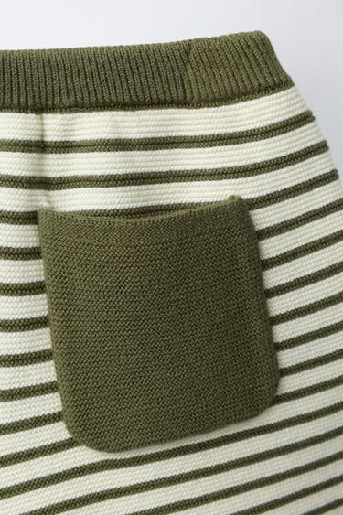 SHORT EN TRICOT À RAYURES - Écru / Vert de Zara - Image 3