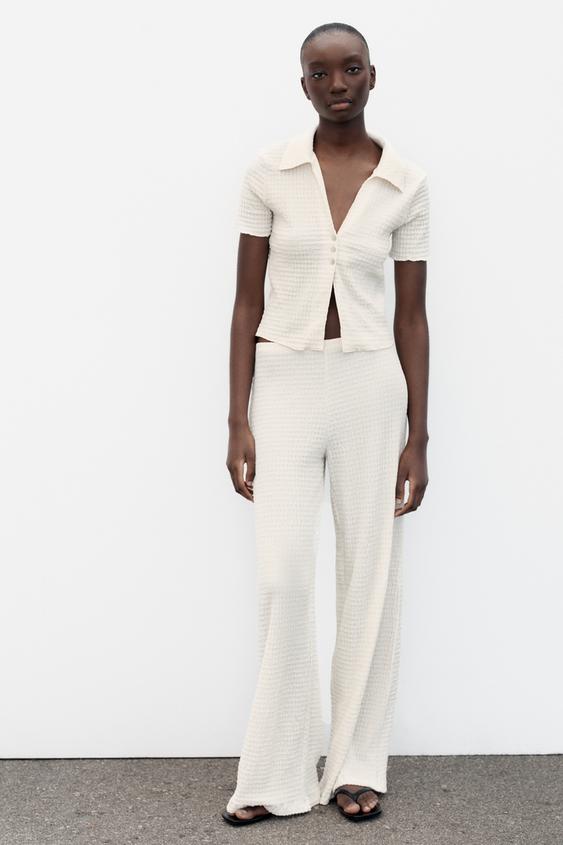 TEXTURED CROP TOP - Ecru de Zara - Imagen 0