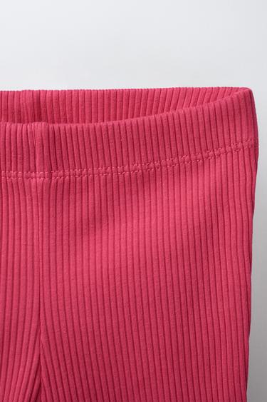 ENSEMBLE T-SHIRT ET LEGGING CYCLISTE CÔTELÉ - Fraise de Zara - Image 3