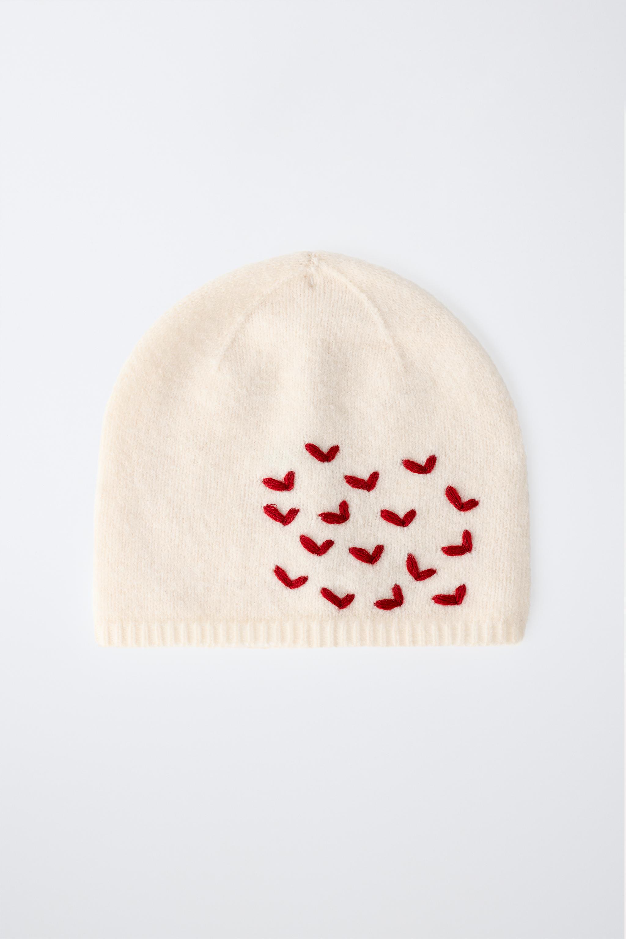 EMBROIDERED KNIT BEANIE