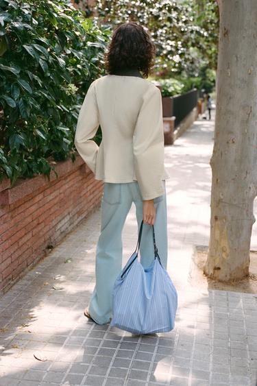 BLOUSON COL CONTRASTANT À BASQUE - Blanc ivoire de Zara - Image 4