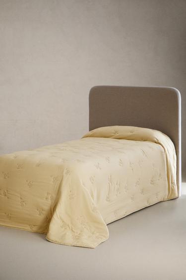 CHILDREN'S PEANUTS™ QUILT WITH TOPSTITCHING - Lime by Zara - Image 1