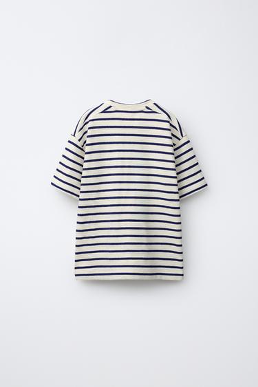 ENSEMBLE T-SHIRT ET BERMUDA À RAYURES TEXTURÉES - Écru / Bleu marine de Zara - Image 2