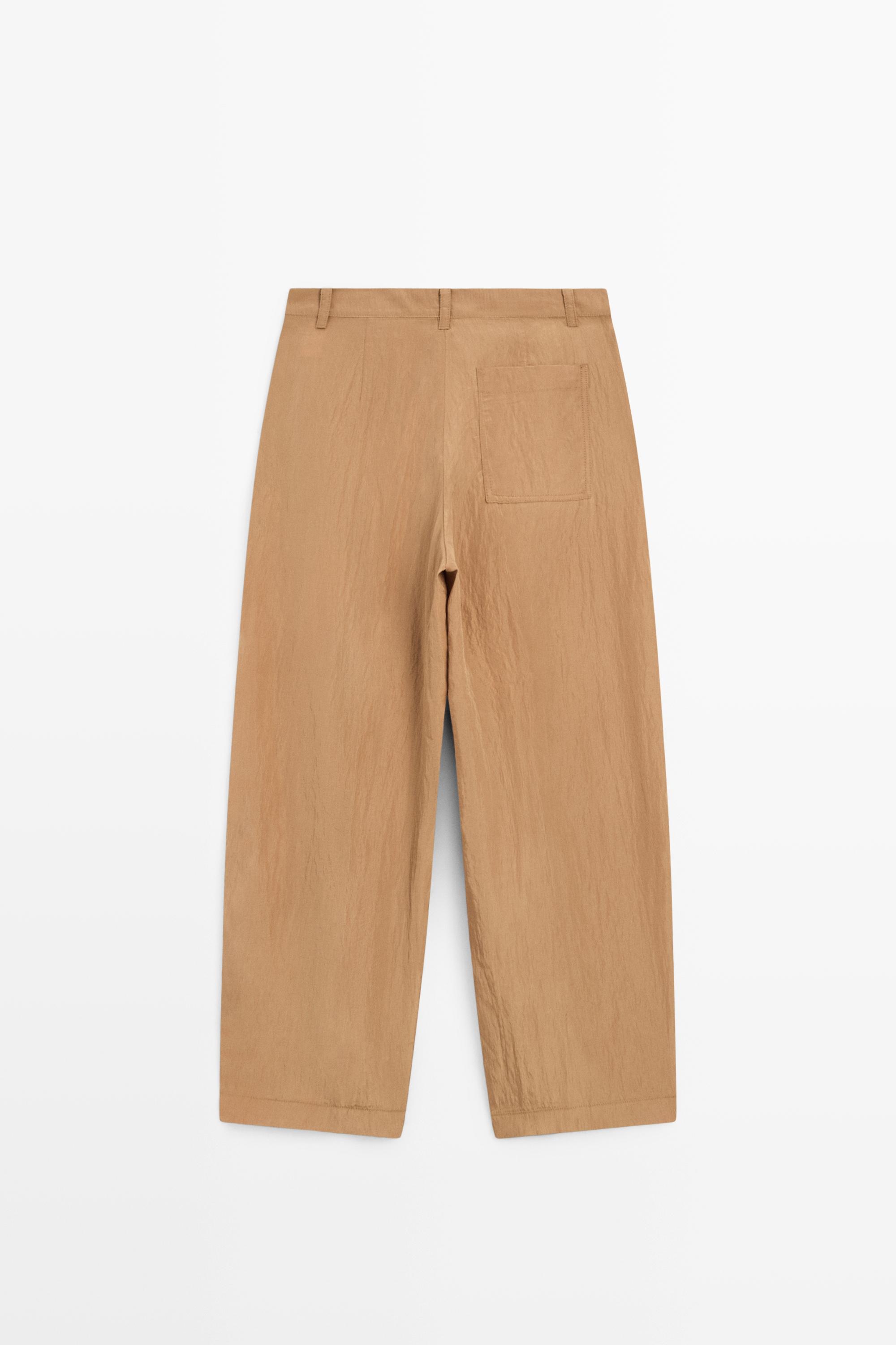 Lightweight barrel fit trousers