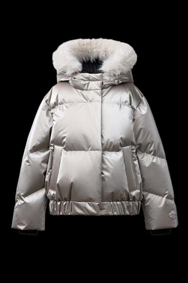 Zara METALLIC WATER-RESISTANT AND WINDPROOF 80% DOWN AND 20% FEATHER PUFFER COAT RECCO® SYSTEM SKI COLLECTION - Soft gold - Image 0