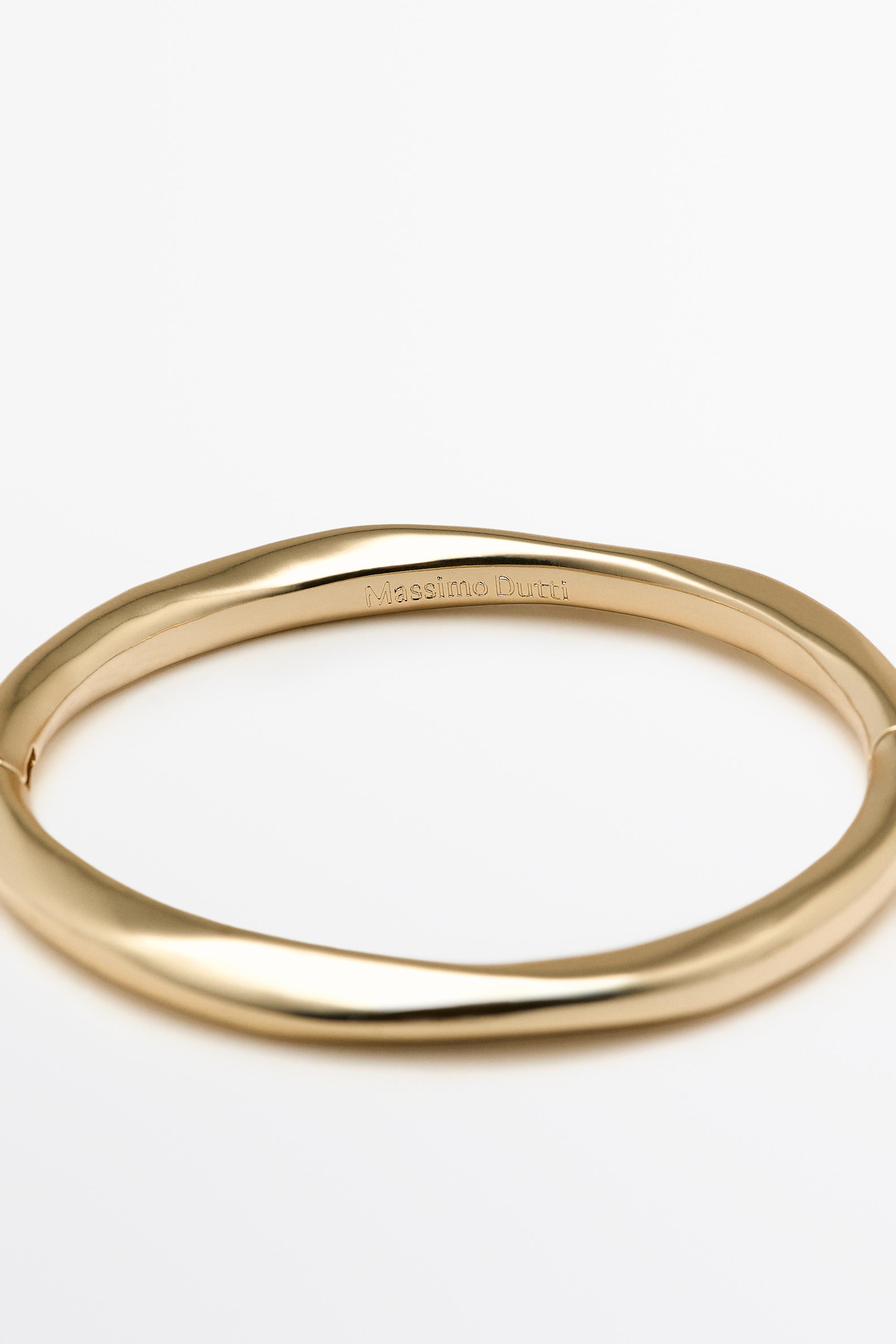 Fine irregular contour bracelet