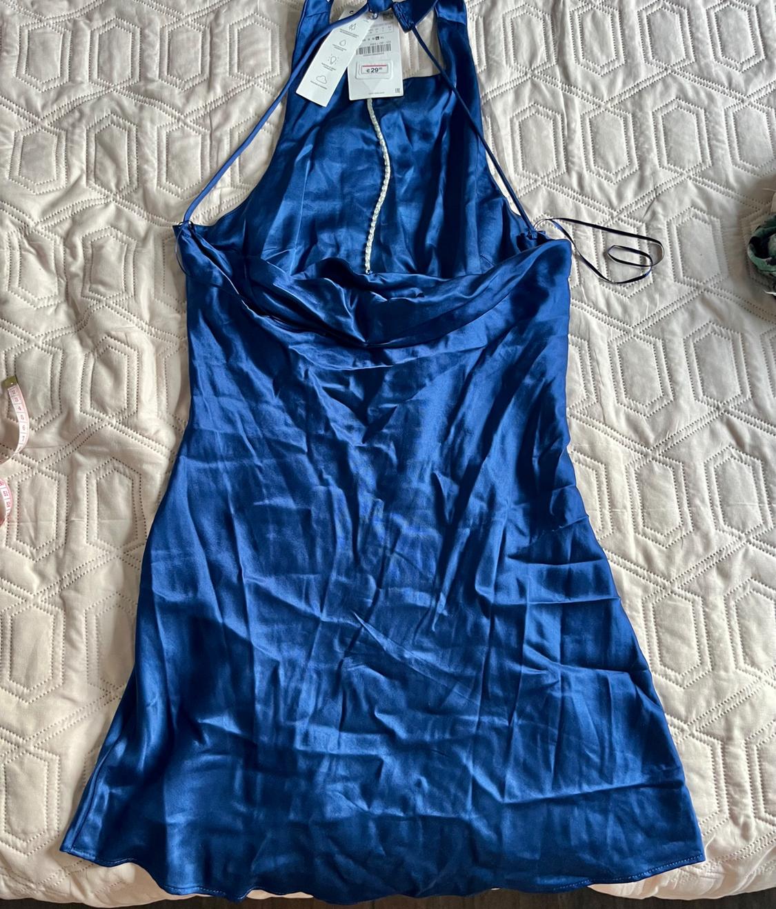 SATIN DRESS WITH RHINESTONE CHAIN - Image 2