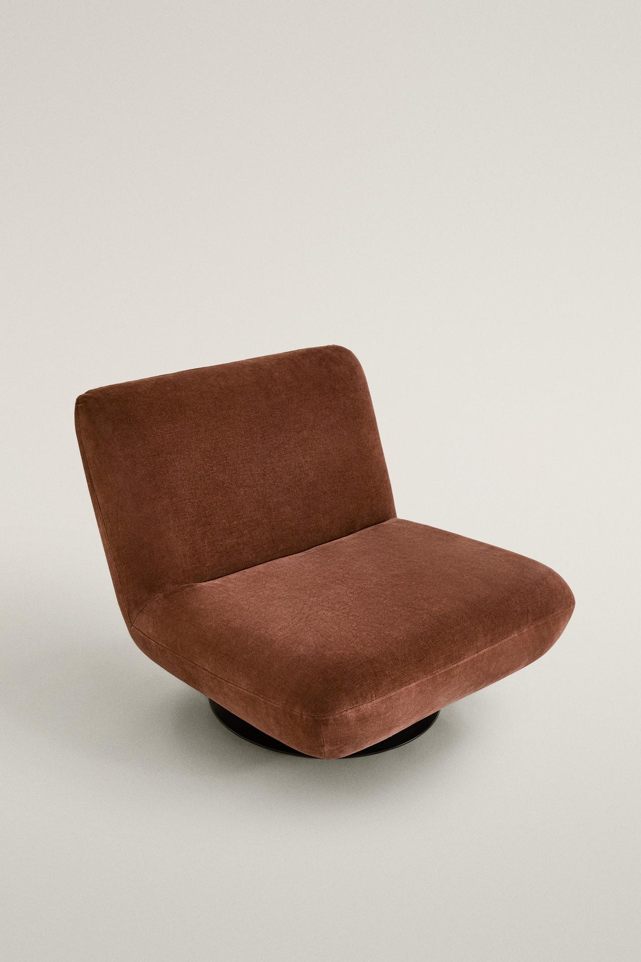 VELVET SWIVEL ACCENT CHAIR — Dark pink