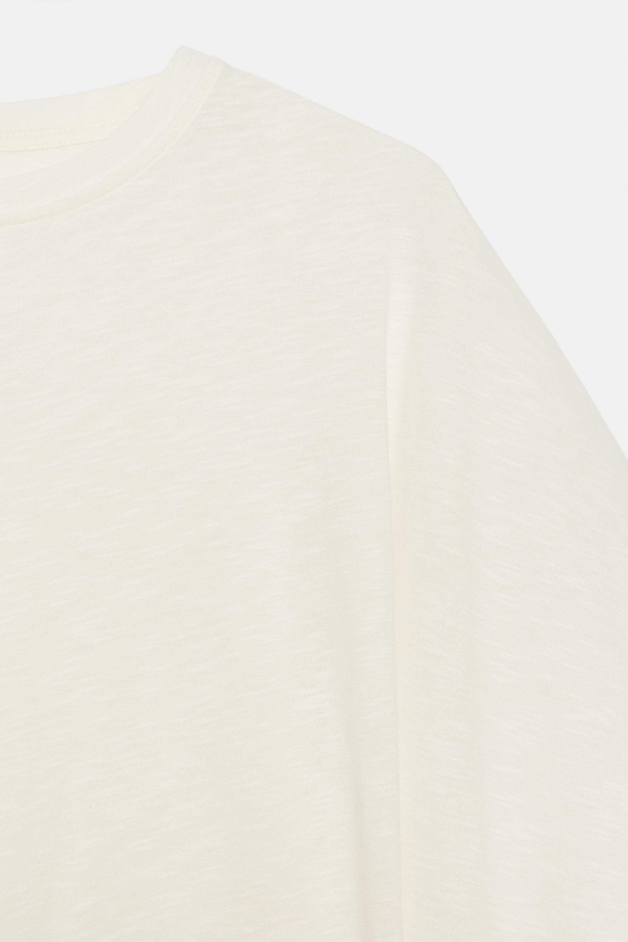 T-SHIRT CAPE ASYMÉTRIQUE