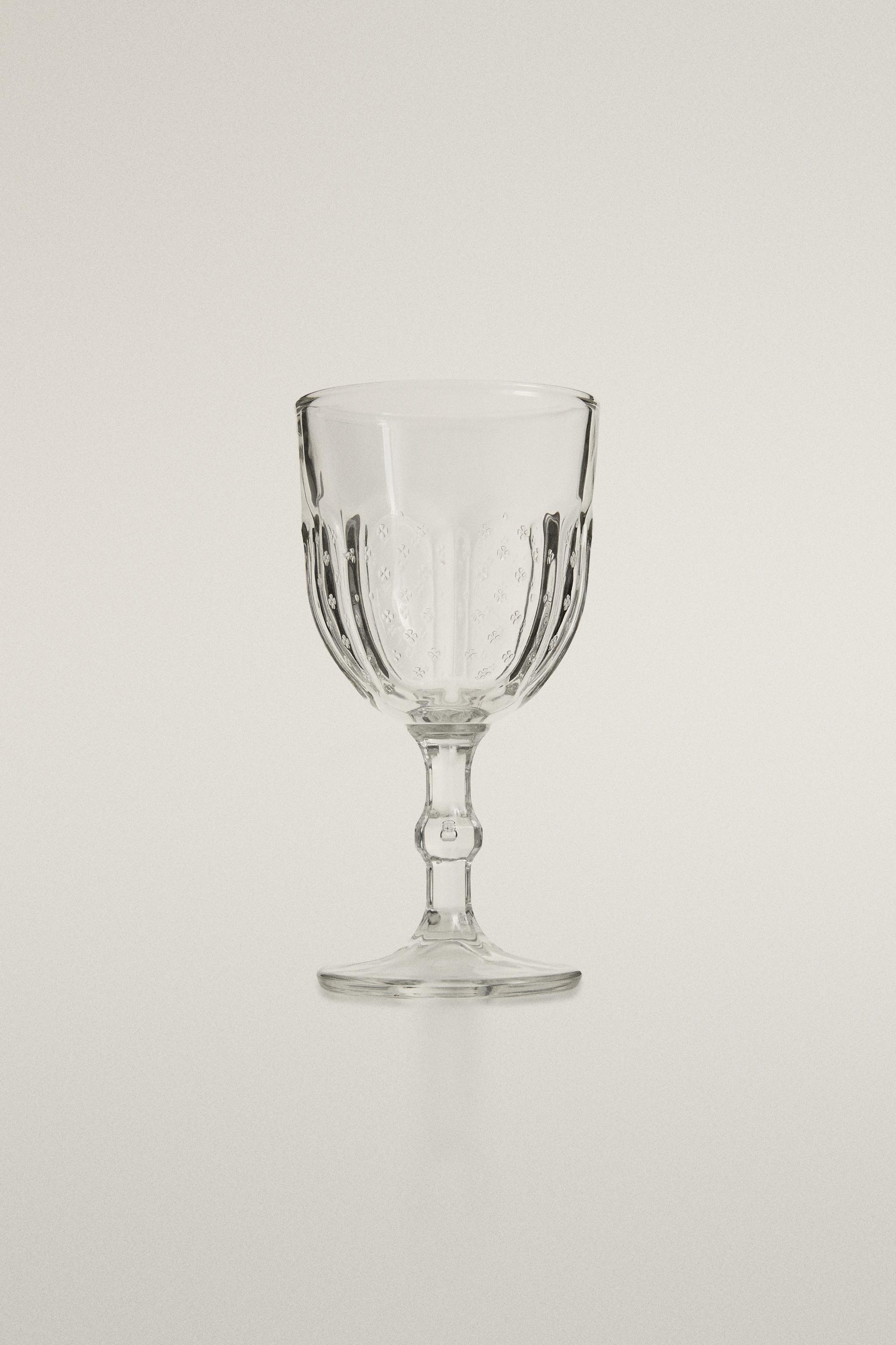 RAISED DESIGN FLORAL WINE GLASS — Transparent
