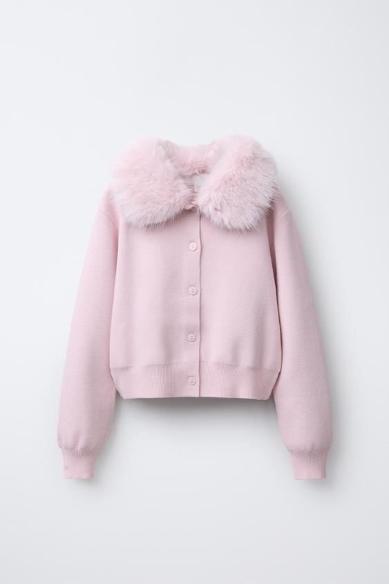 CARDIGAN WITH DETACHABLE FAUX FUR COLLAR