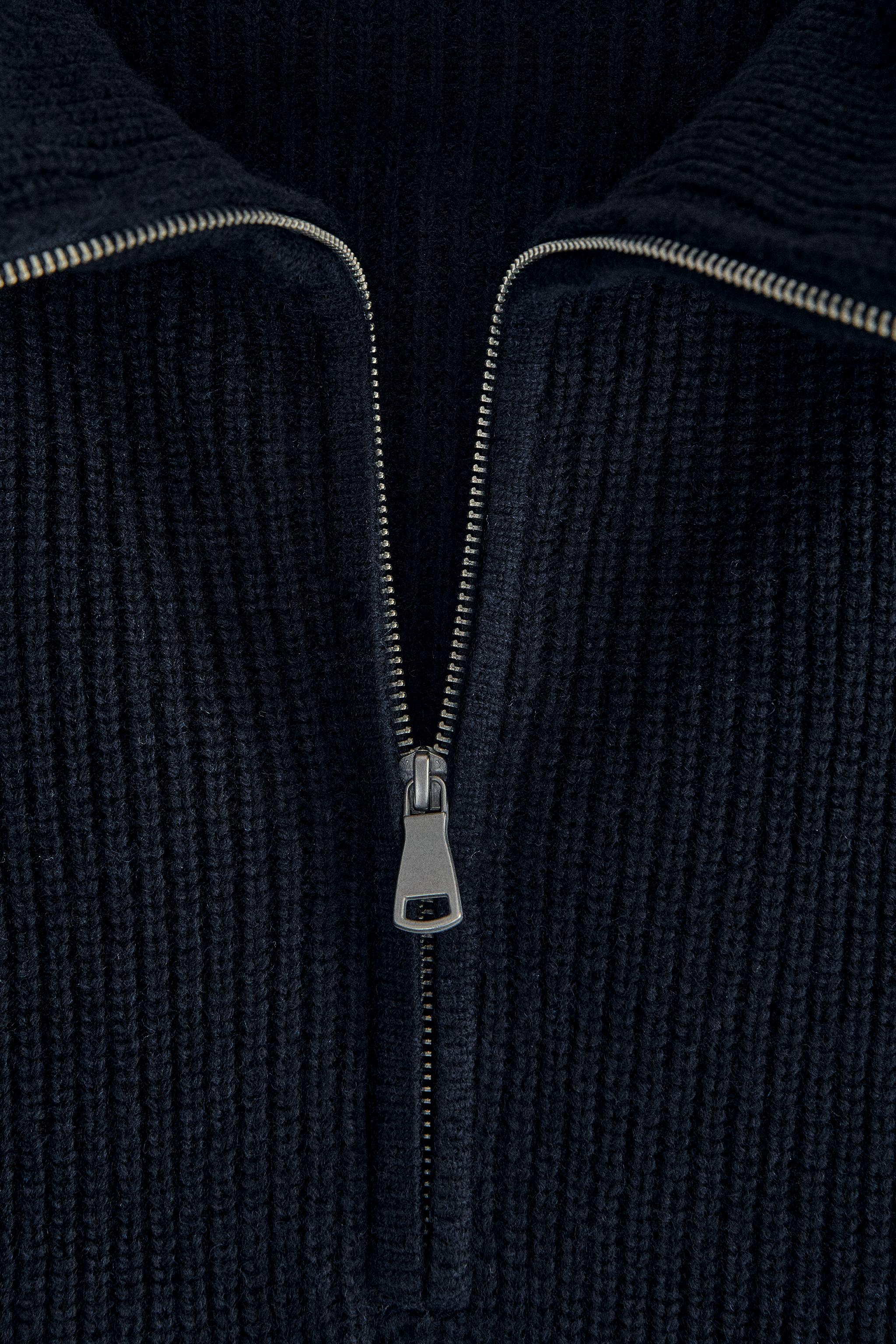 WOOL SWEATER WITH ZIPPER