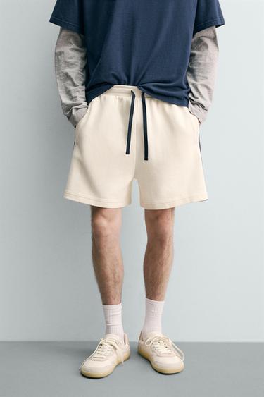 CONTRAST STRIPE JOGGER BERMUDA SHORTS - Oyster-white by Zara