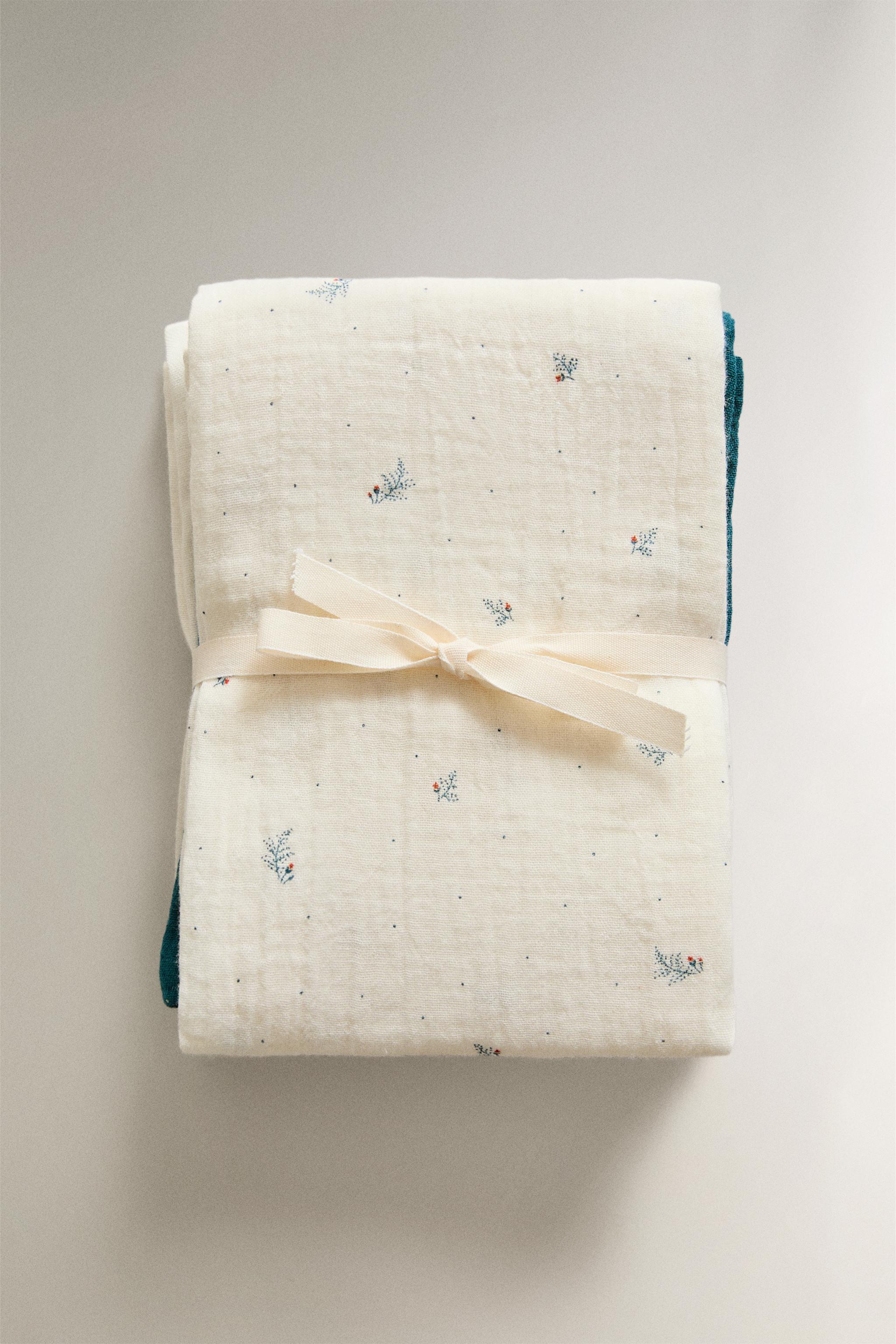 Zara BABY FLORAL MUSLIN CLOTHS (PACK OF 3)