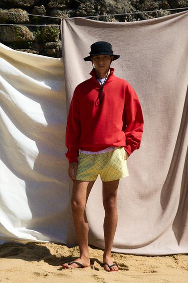 LOOK - Bege-vigoré da Zara