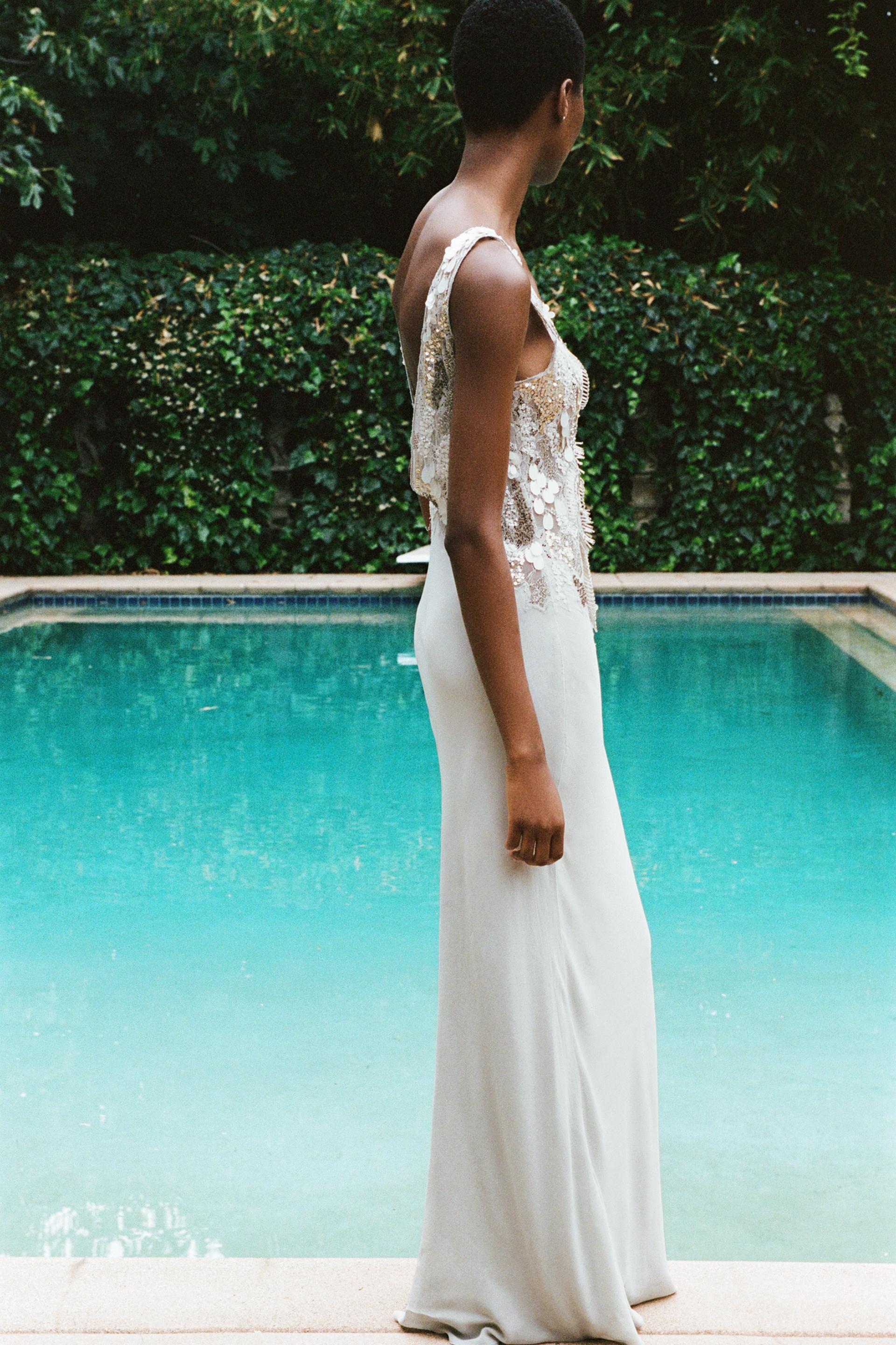 ROCHIE CU M RGELE I PAIETE Gri ZARA Rom nia rochie-cu-m-rgele-i-paiete-gri-zara-rom-nia