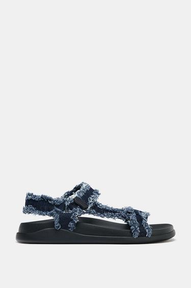 {navn} - {farge} for Zara