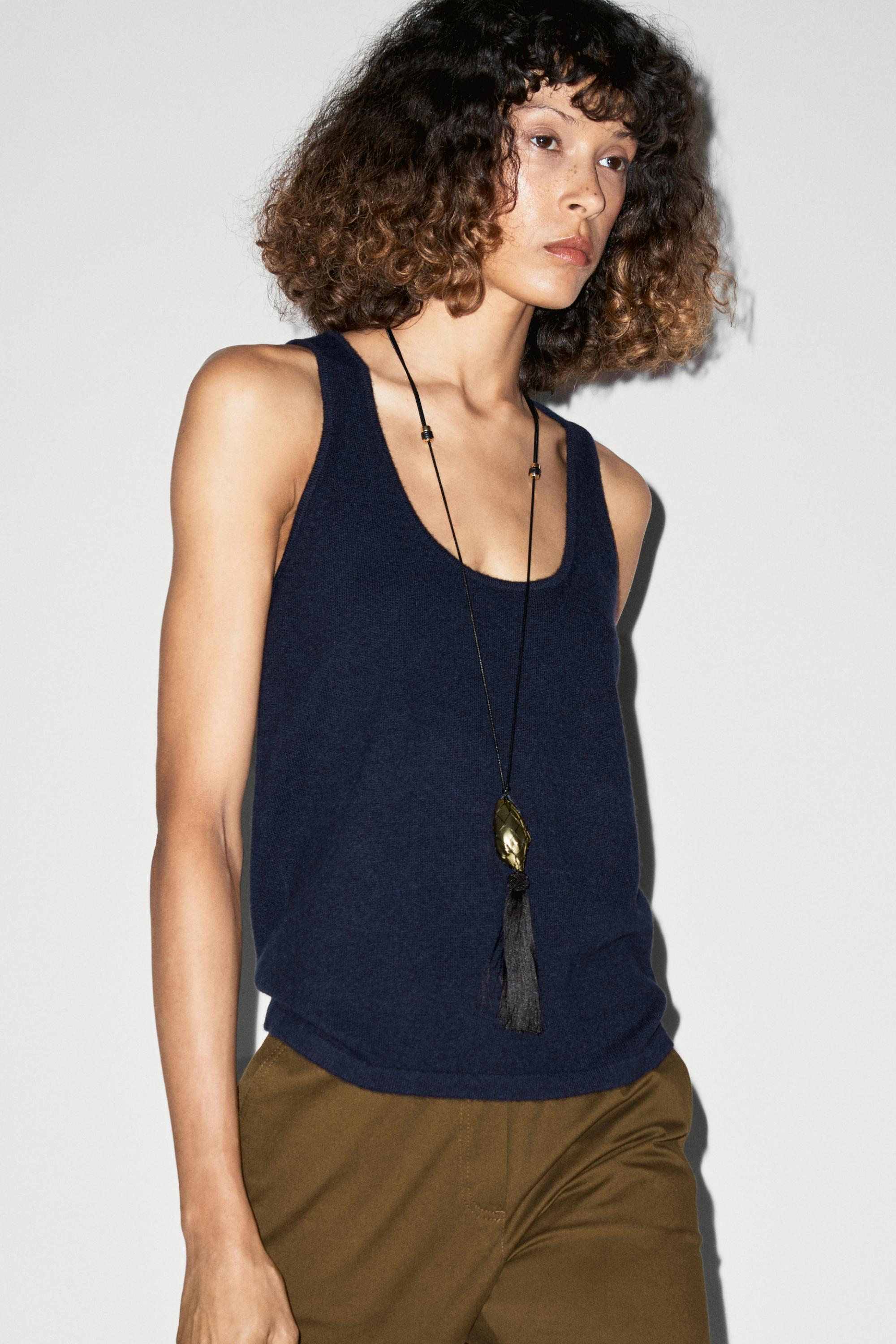 Wool blend knit round neck top — Navy blue