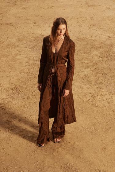 LIMITED EDITION TEXTURED FROCK COAT - Brown by Zara